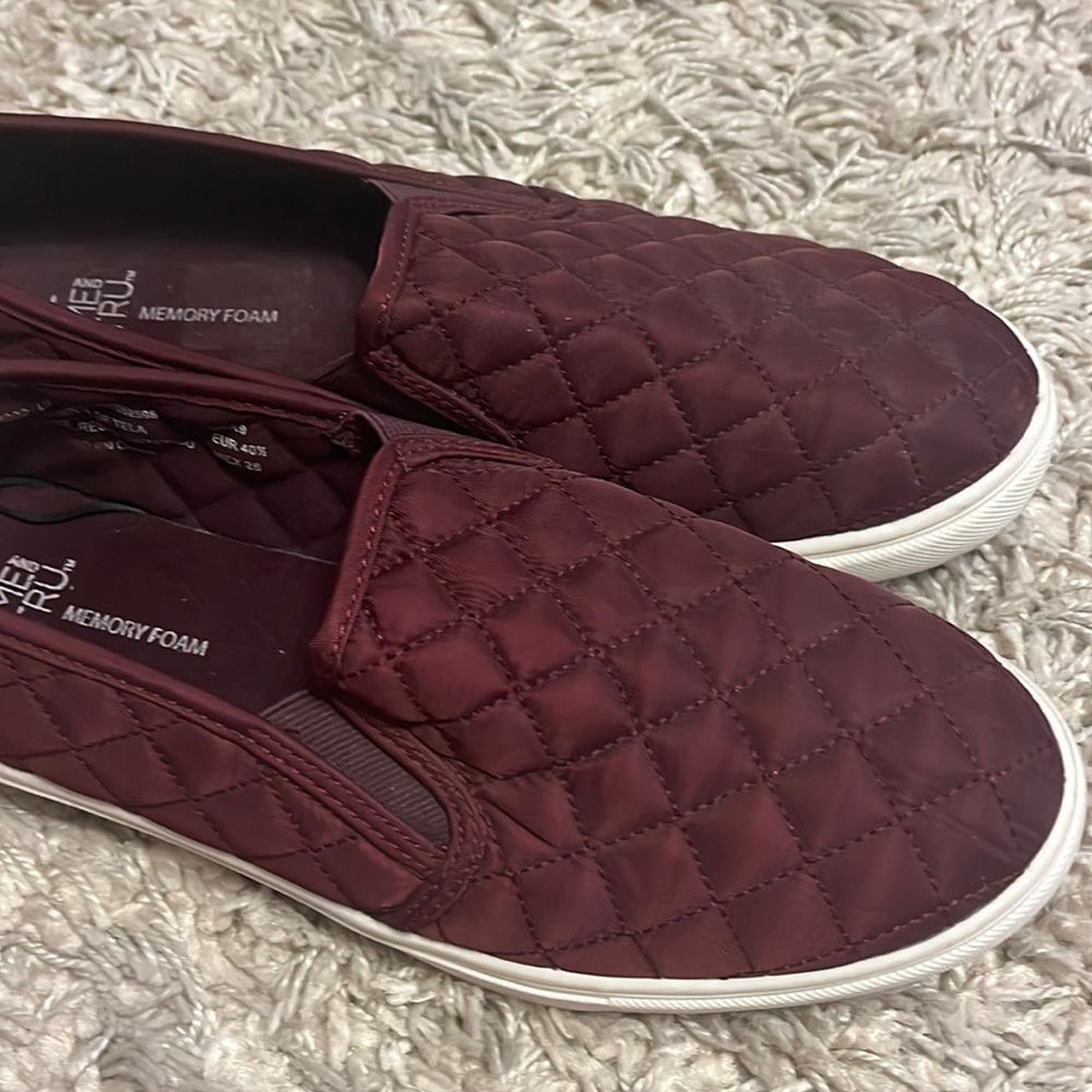Women’s shoes